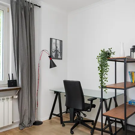 Apartment Grojecka Gateway By Bookinghost