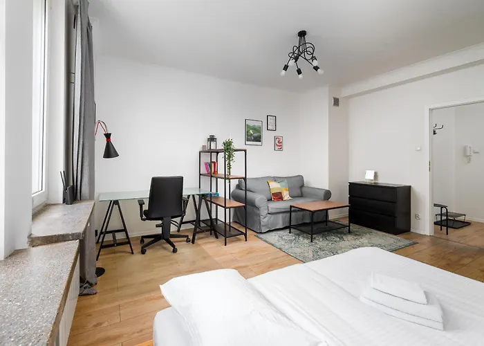 Apartment Grojecka Gateway By Bookinghost Warsaw